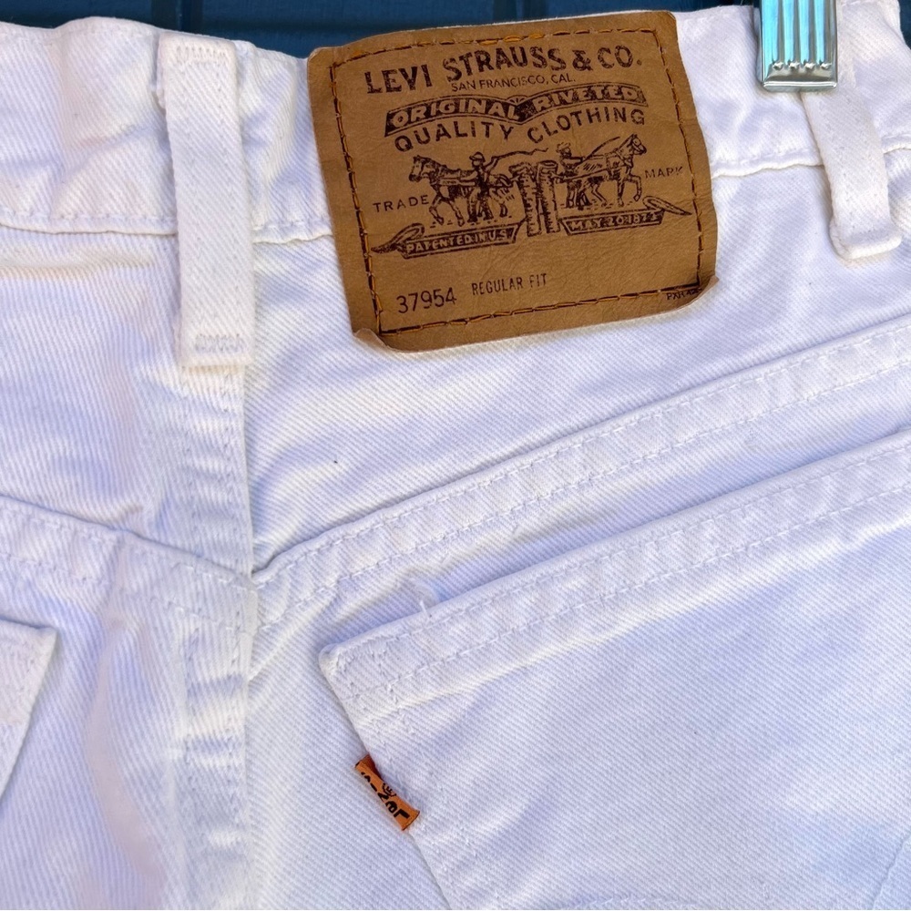 Vintage 90s Levi's 954 Orange Tab
White Denim High Rise Cuffed Shorts Sz 5 - Picture 6 of 7